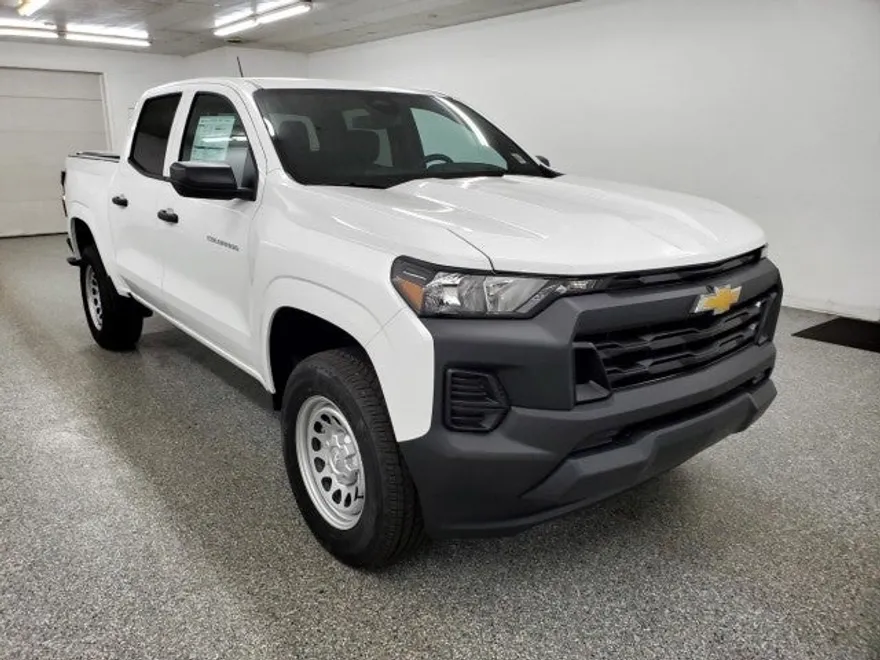 2026 Chevrolet Colorado Work Truck photo 1