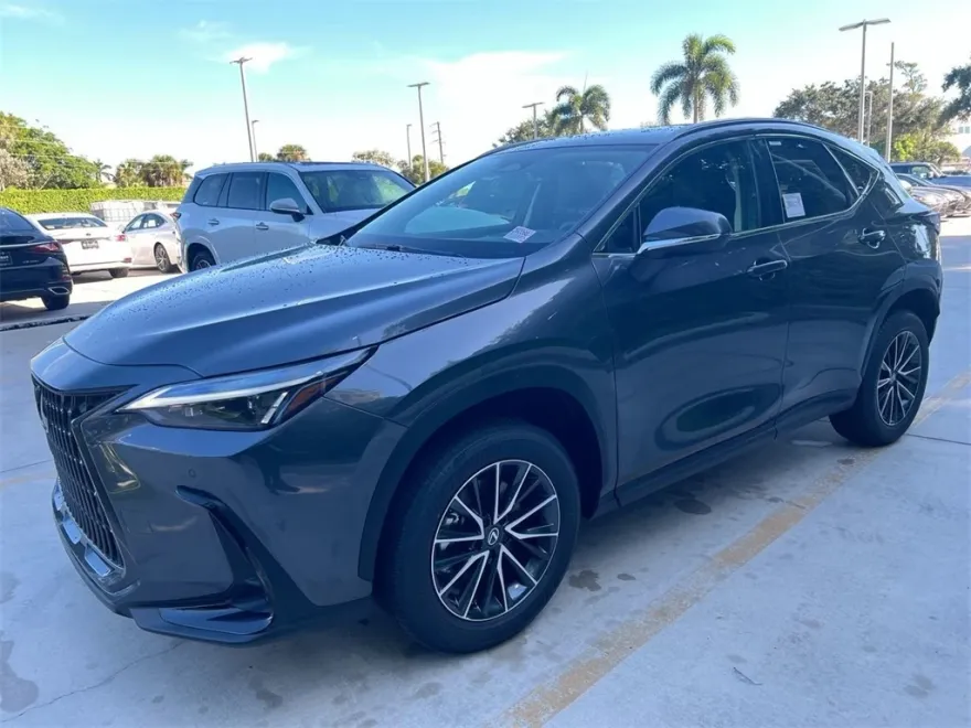 2026 Lexus NX 350 photo 1