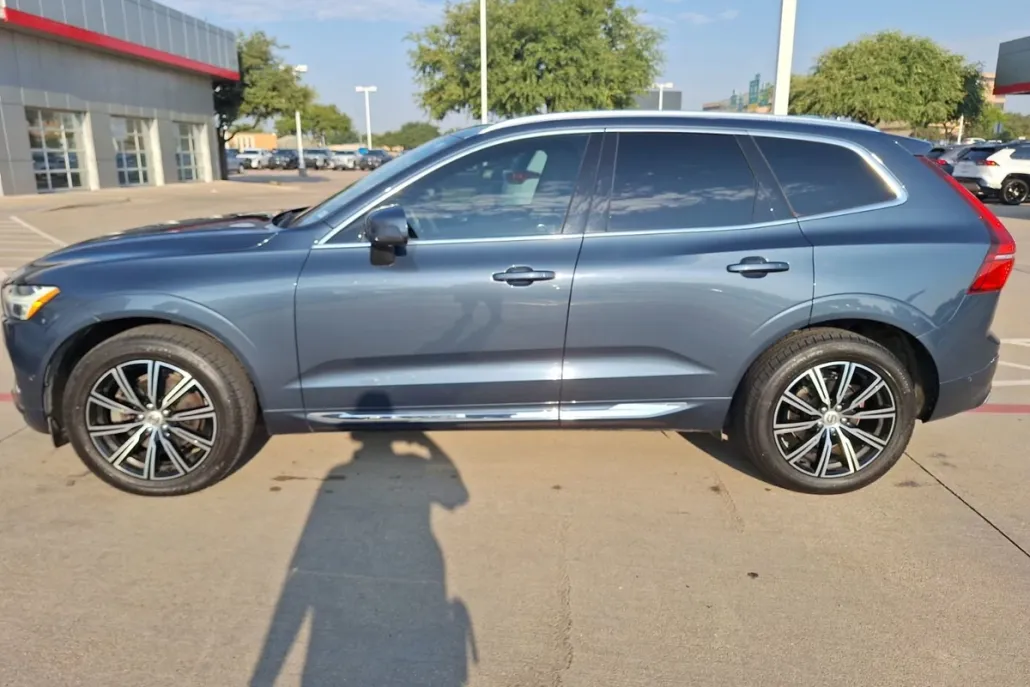 2018 Volvo XC60 T5 Inscription photo 1