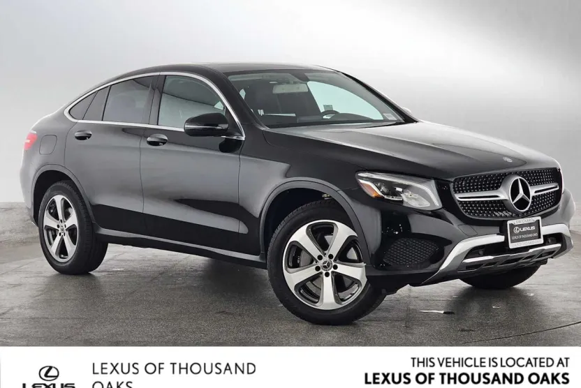 2017 Mercedes Benz GLC 300 photo 1