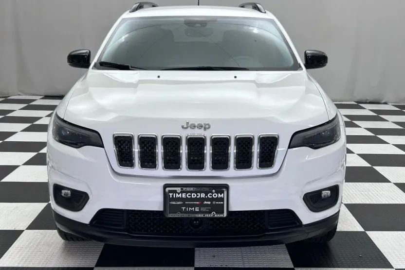 2022 Jeep Cherokee Latitude Lux photo 1