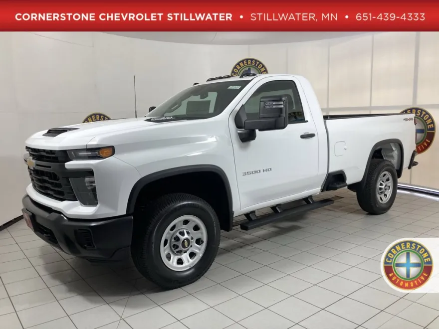 2025 Chevrolet Silverado 3500HD photo 1
