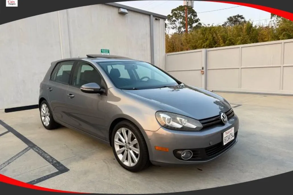 2012 Volkswagen Golf TDI photo 1