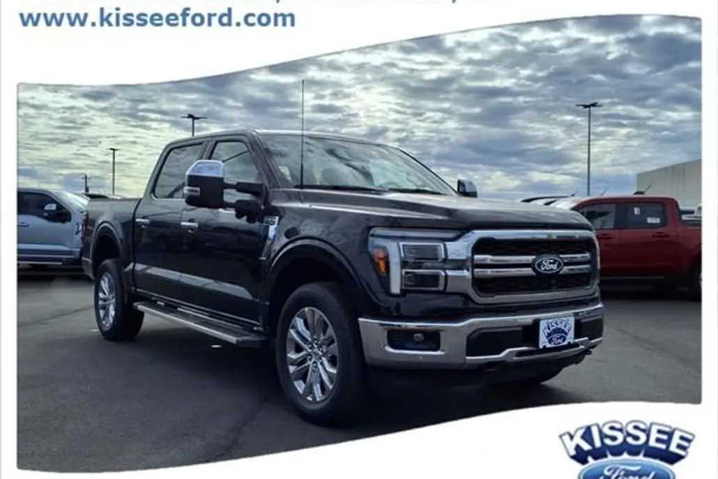 2025 Ford F-150 Lariat photo 1