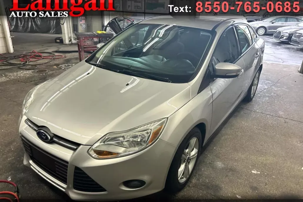 2014 Ford Focus SE photo 1
