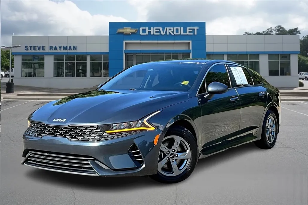 2023 Kia K5 LXS photo 1