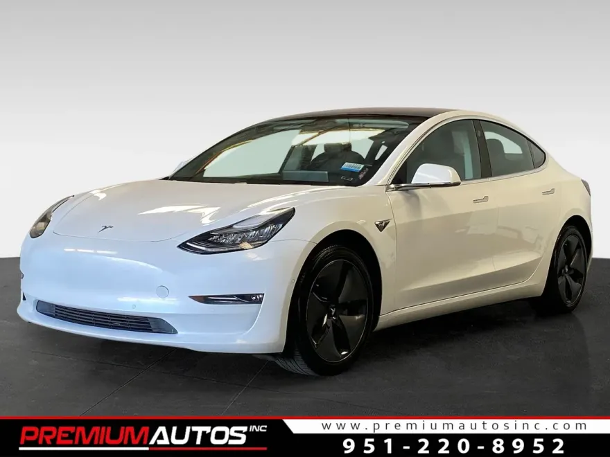 2018 Tesla Model 3 Mid Range photo 1