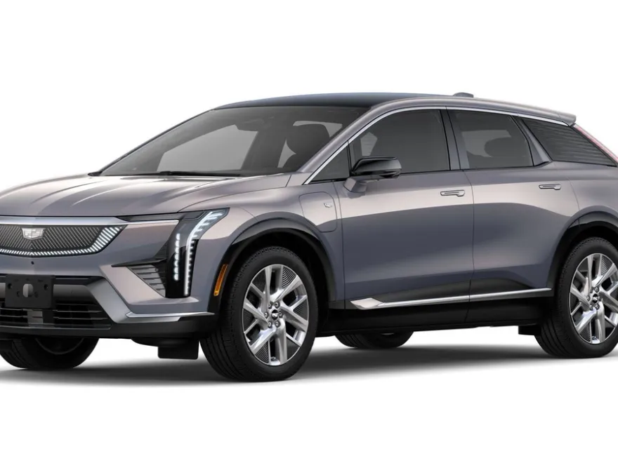 2025 Cadillac Optiq Luxury photo 1