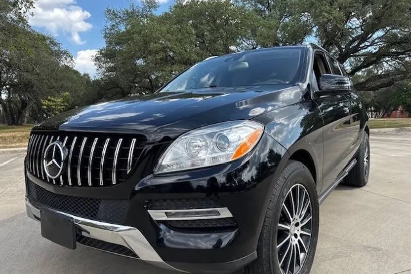 2015 Mercedes Benz ML 350 4MATIC photo 1