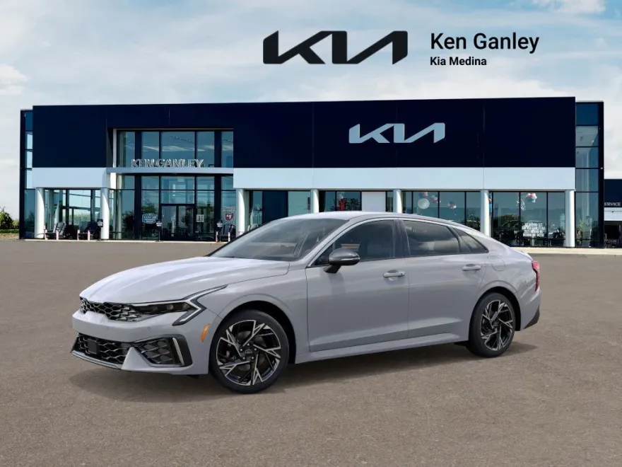 2026 Kia K5 GT-Line photo 1