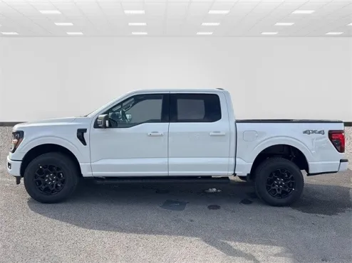 2025 Ford F-150 XLT photo 4