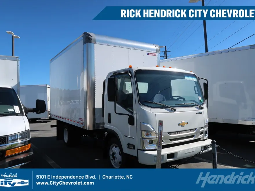 2025 Chevrolet Silverado 4500HD photo 1