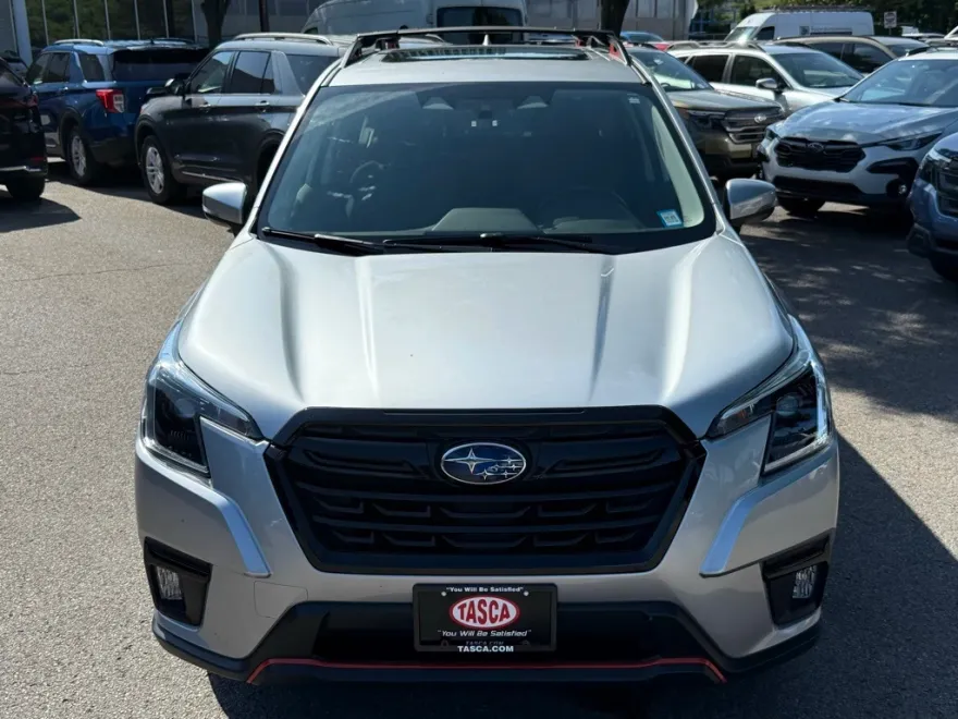 2022 Subaru Forester Sport photo 1