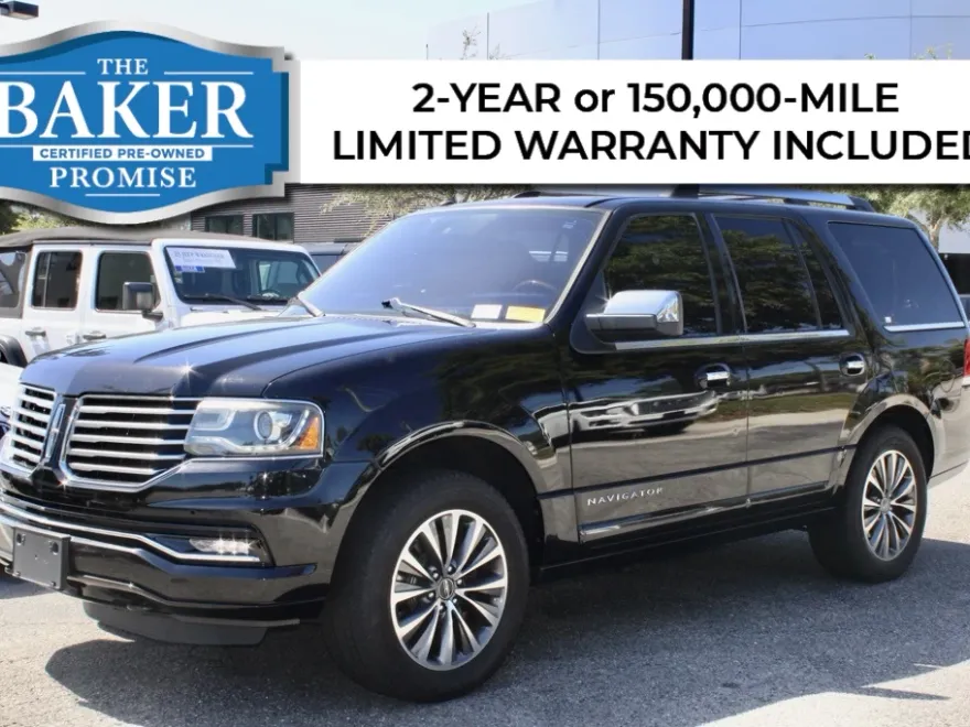 2016 Lincoln Navigator Select photo 1