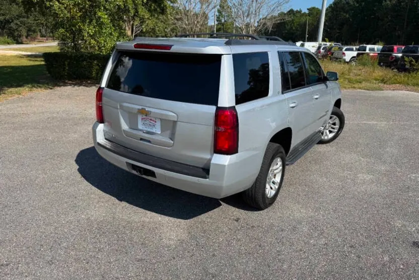 2015 Chevrolet Tahoe LT photo 1