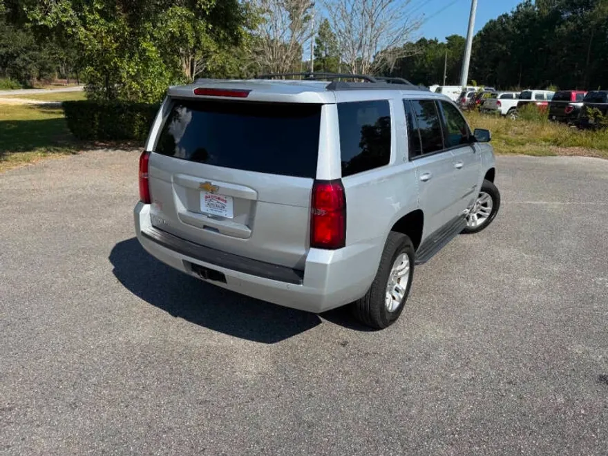 2015 Chevrolet Tahoe LT photo 1