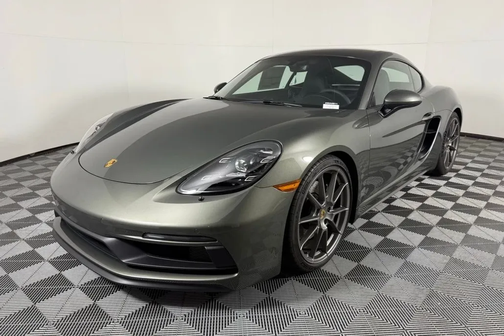 2025 Porsche Cayman GTS 4.0 photo 1