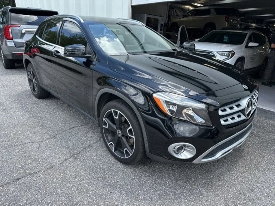 2019 Mercedes Benz GLA 250 photo 1
