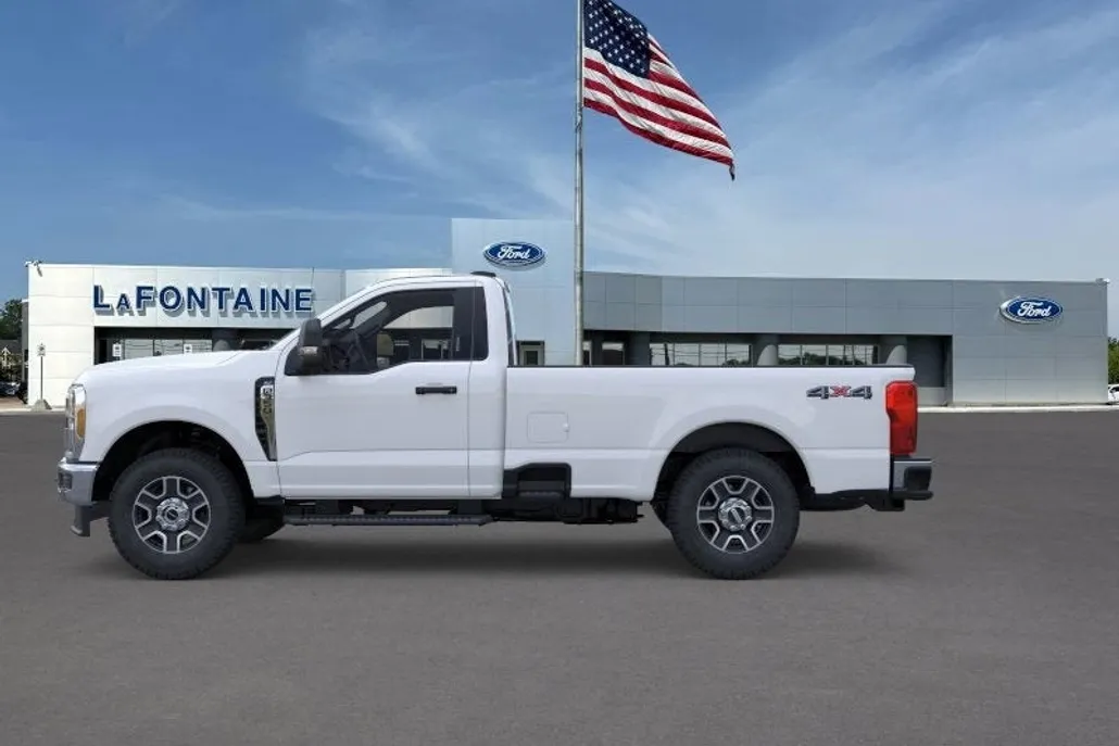 2025 Ford F-350 photo 1