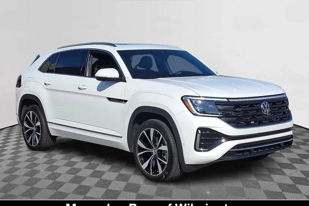 2025 Volkswagen Atlas Cross Sport SEL Premium R-Line photo 1