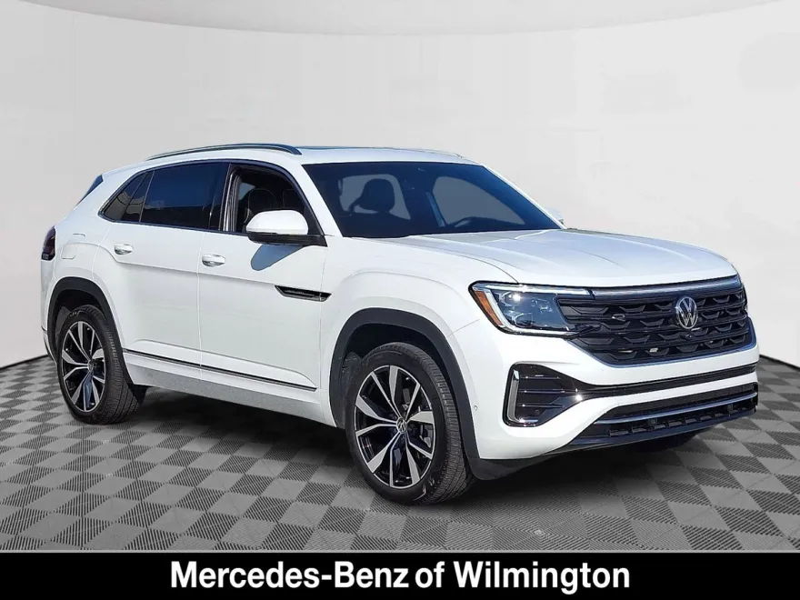 2025 Volkswagen Atlas Cross Sport SEL Premium R-Line photo 1
