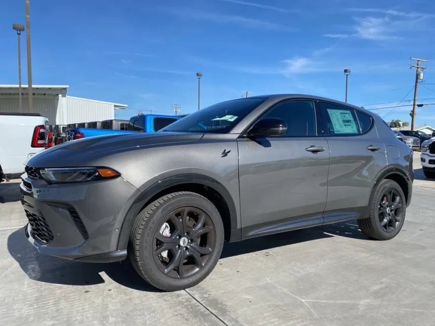 2024 Dodge Hornet R/T Plus photo 1