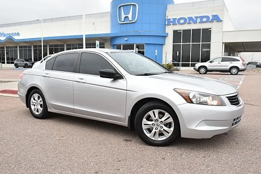 2010 Honda Accord LX-P photo 1