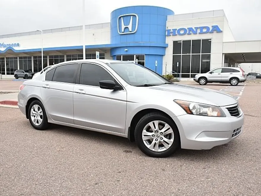 2010 Honda Accord LX-P photo 1