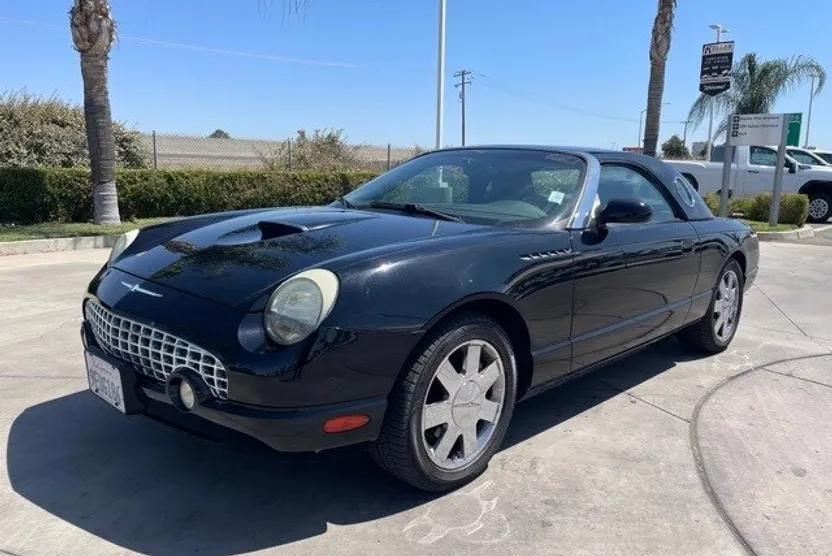 2002 Ford Thunderbird Premium photo 1