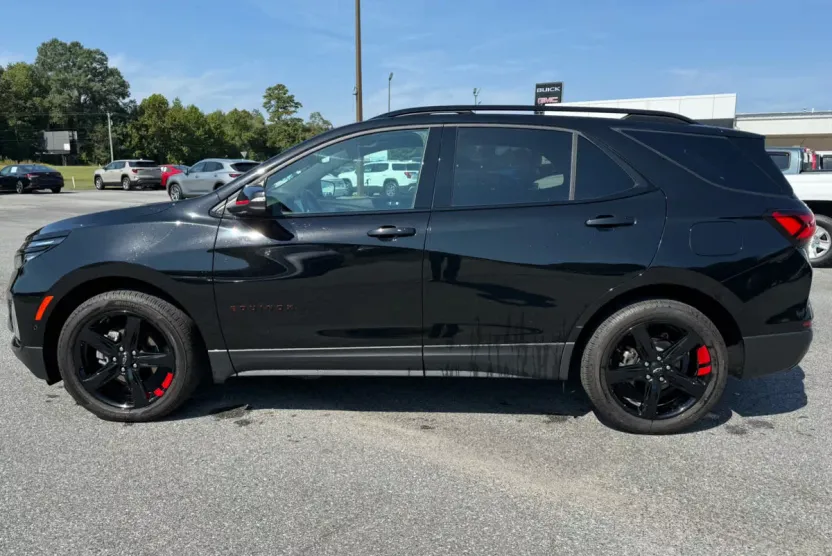 2024 Chevrolet Equinox Premier photo 1