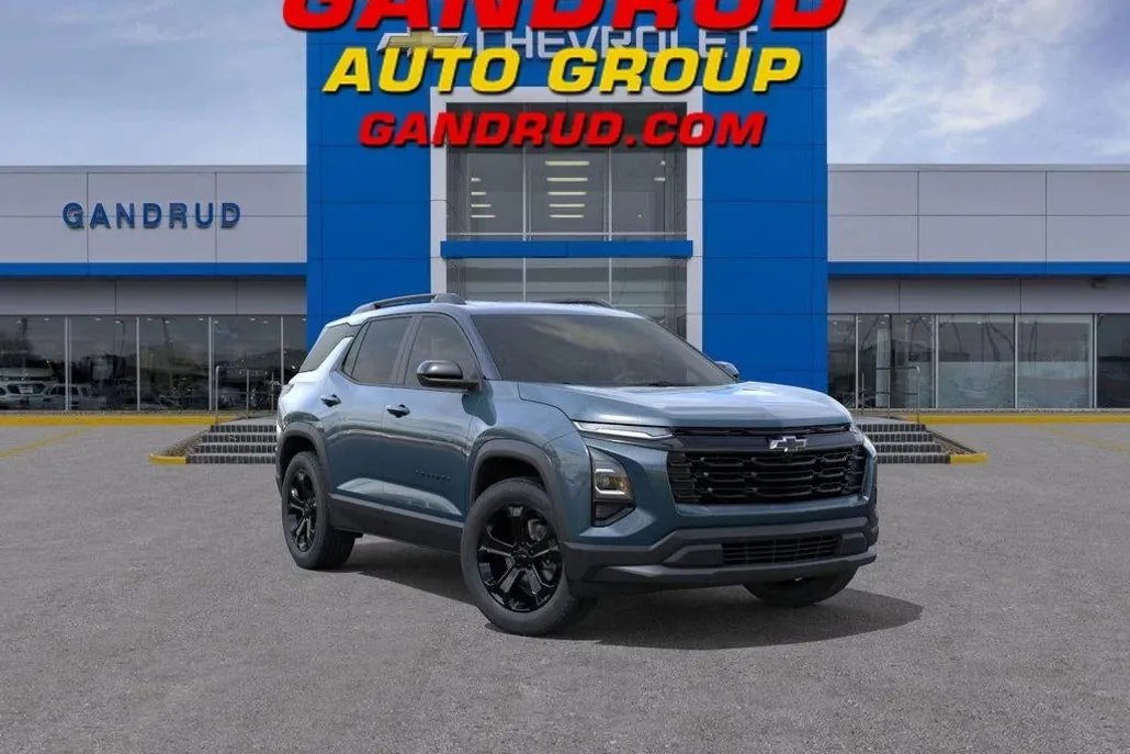 2026 Chevrolet Equinox LT photo 1