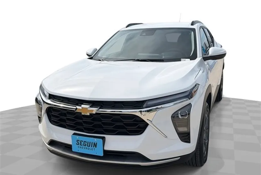 2025 Chevrolet Trax LT photo 1