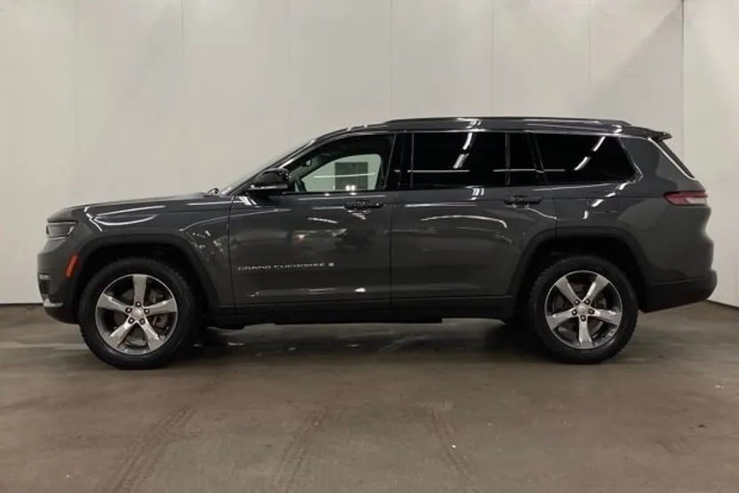 2022 Jeep Grand Cherokee Limited photo 1