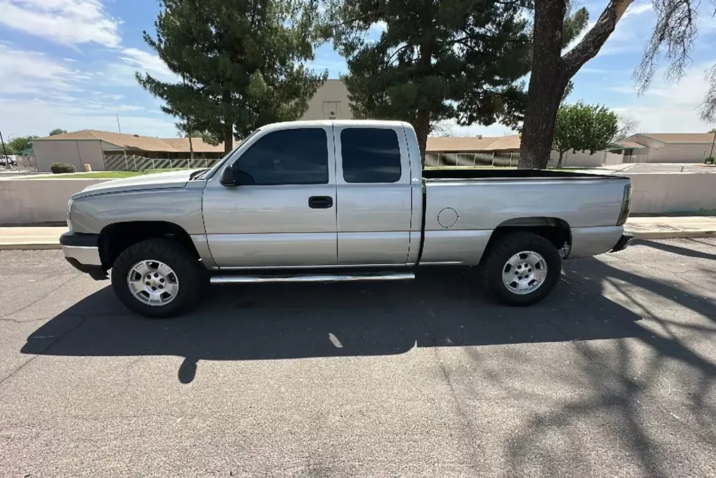 2007 Chevrolet Silverado 1500 LS photo 1