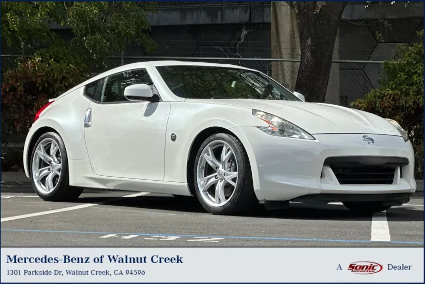 2009 Nissan 370Z Sport photo 1