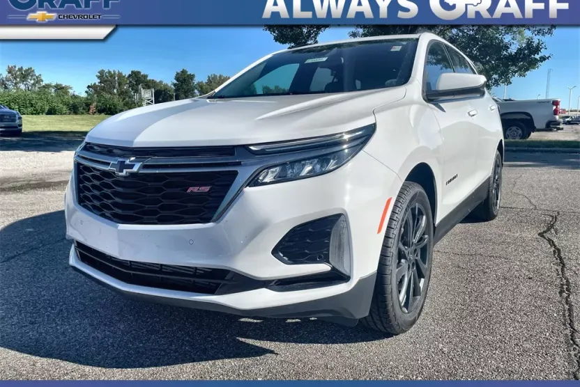 2022 Chevrolet Equinox RS photo 1