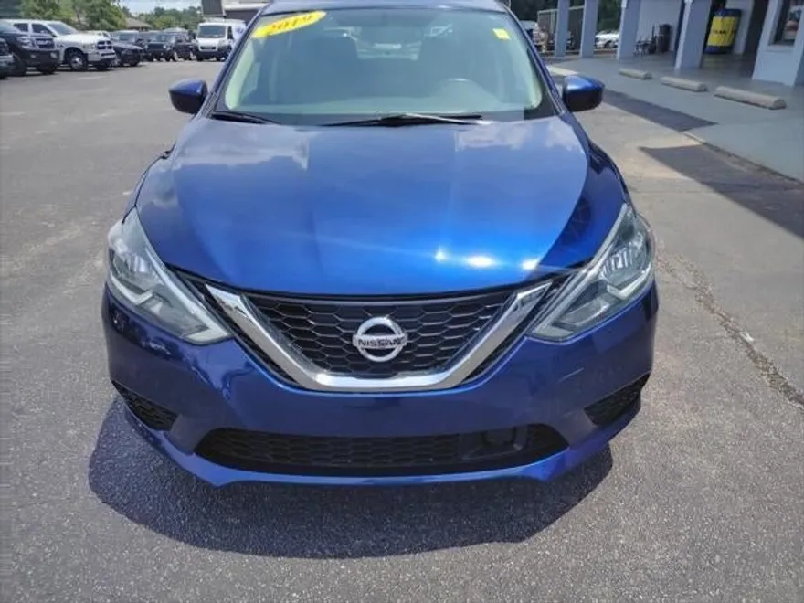 2019 Nissan Sentra S photo 1