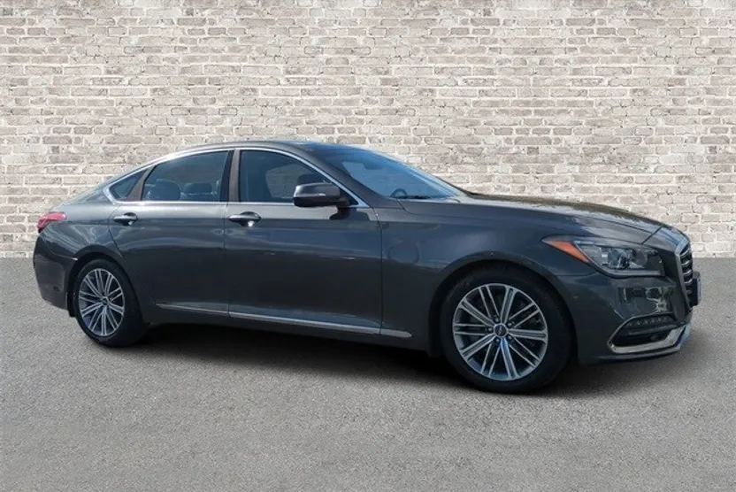 2018 Genesis G80 3.8 photo 1