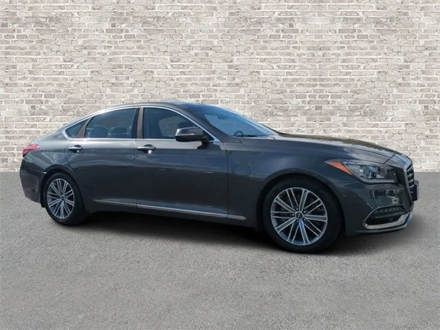 2018 Genesis G80 3.8 photo 1