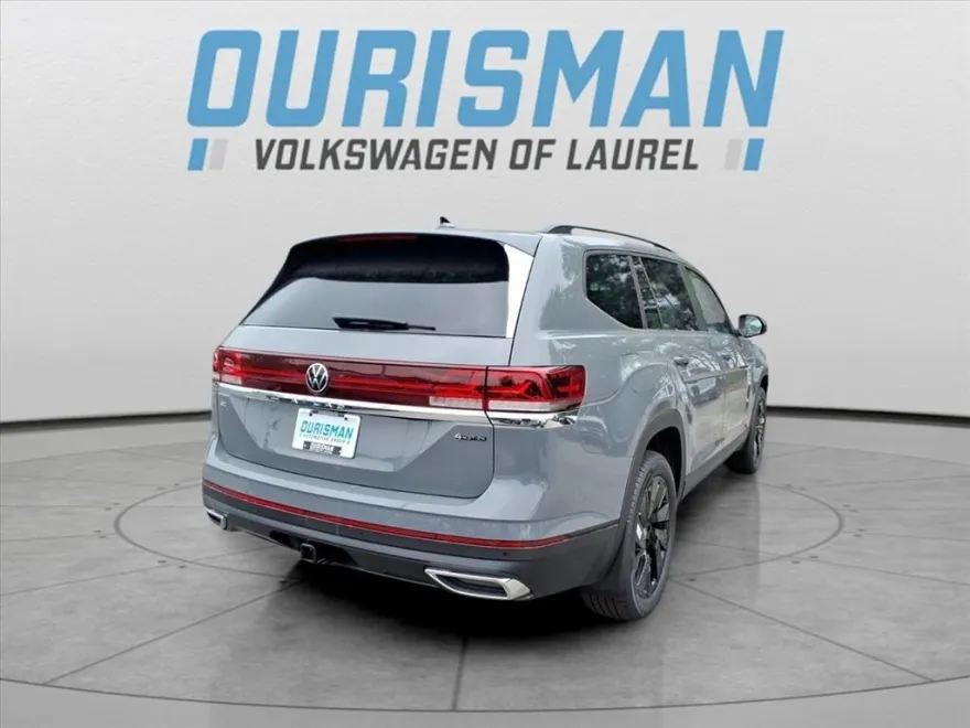 2026 Volkswagen Atlas SE Technology photo 1