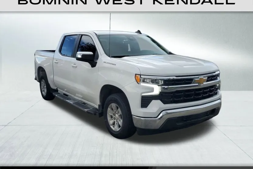 2023 Chevrolet Silverado 1500 LT photo 1