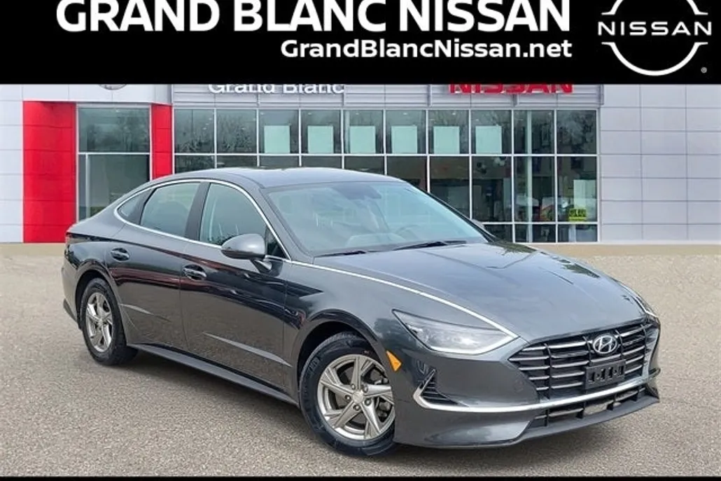 2023 Hyundai Sonata SE photo 1