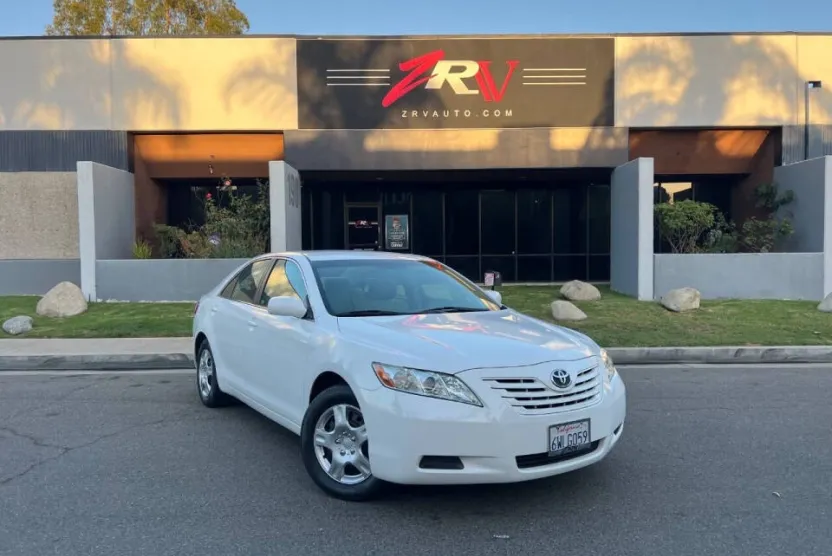 2007 Toyota Camry LE photo 1