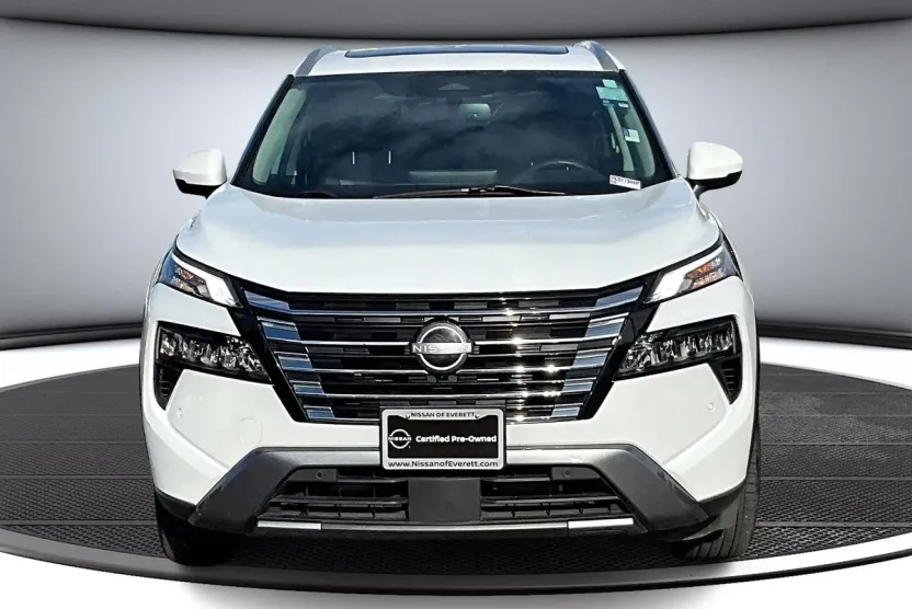 2024 Nissan Rogue SL photo 1