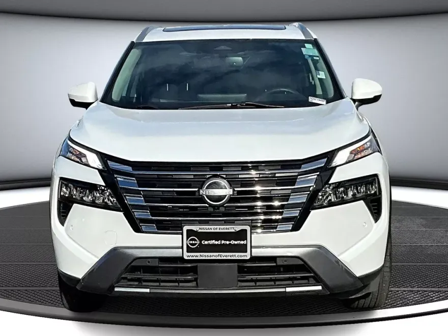 2024 Nissan Rogue SL photo 1
