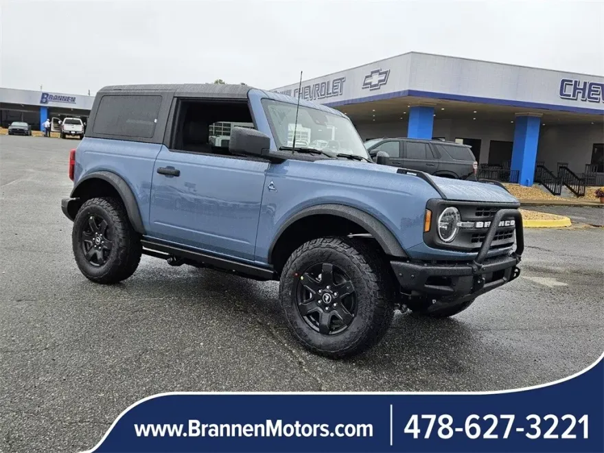 2024 Ford Bronco Black Diamond photo 1