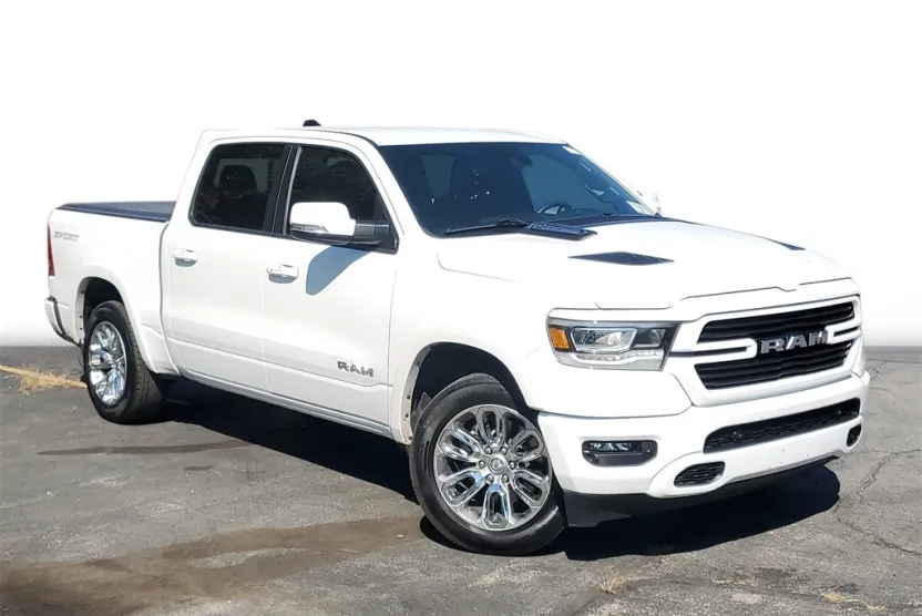 2022 Ram 1500 Laramie photo 1