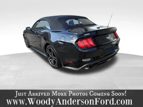 2021 Ford Mustang EcoBoost Premium photo 4