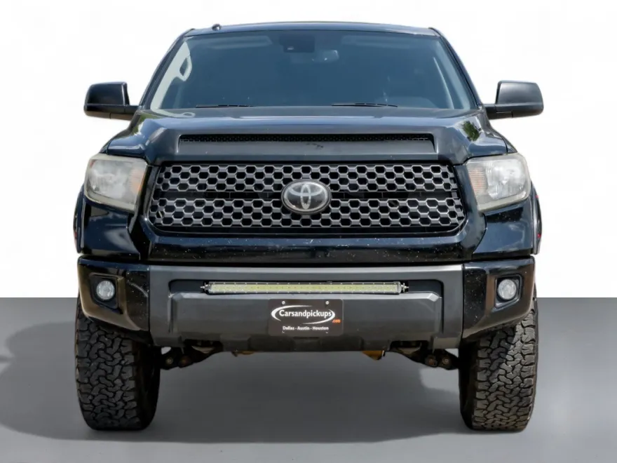 2019 Toyota Tundra SR5 Grade photo 1