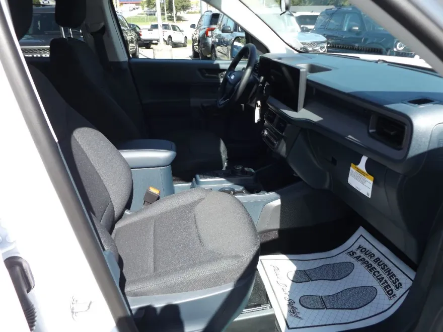 2025 Ford Maverick XL photo 1